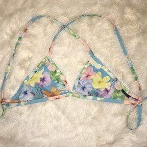 Jolyn triangle floral top